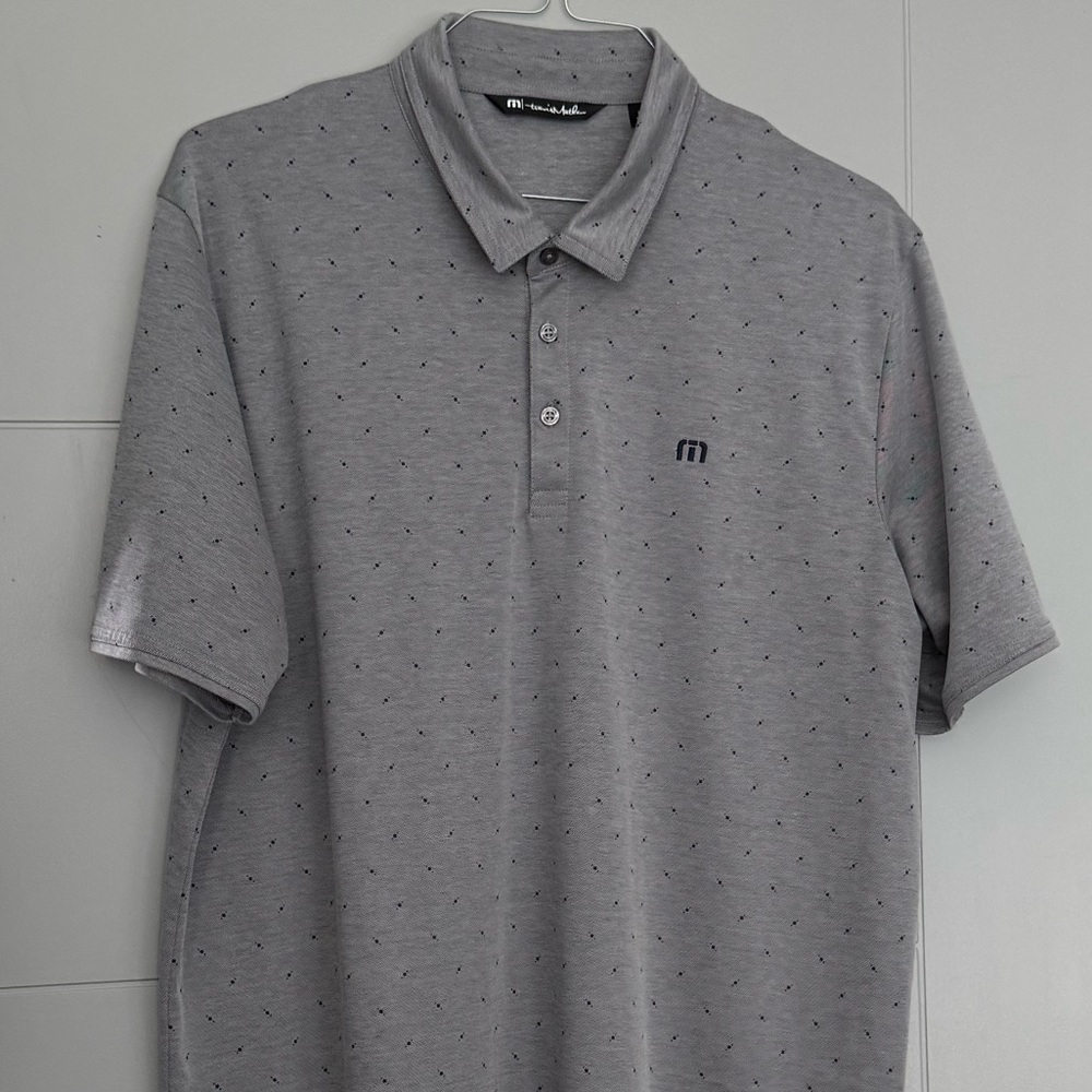 Men's Travis Mathew Light Gray Golf Polo.